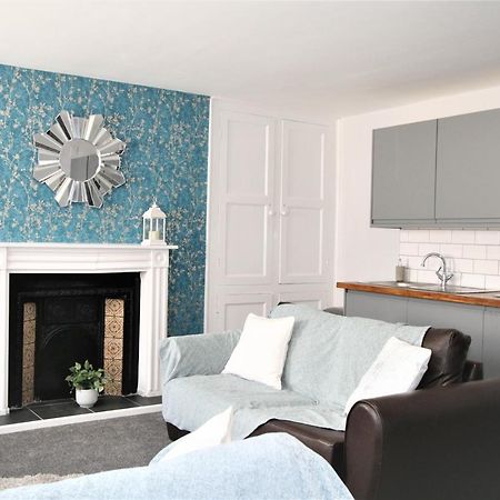 Central Serviced Apartments By Roomsbooked Cheltenham Kültér fotó